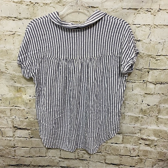 Jane & Delancey Blue Striped Cuffed Sleeve V Neck Button Up - Picture 3 of 5